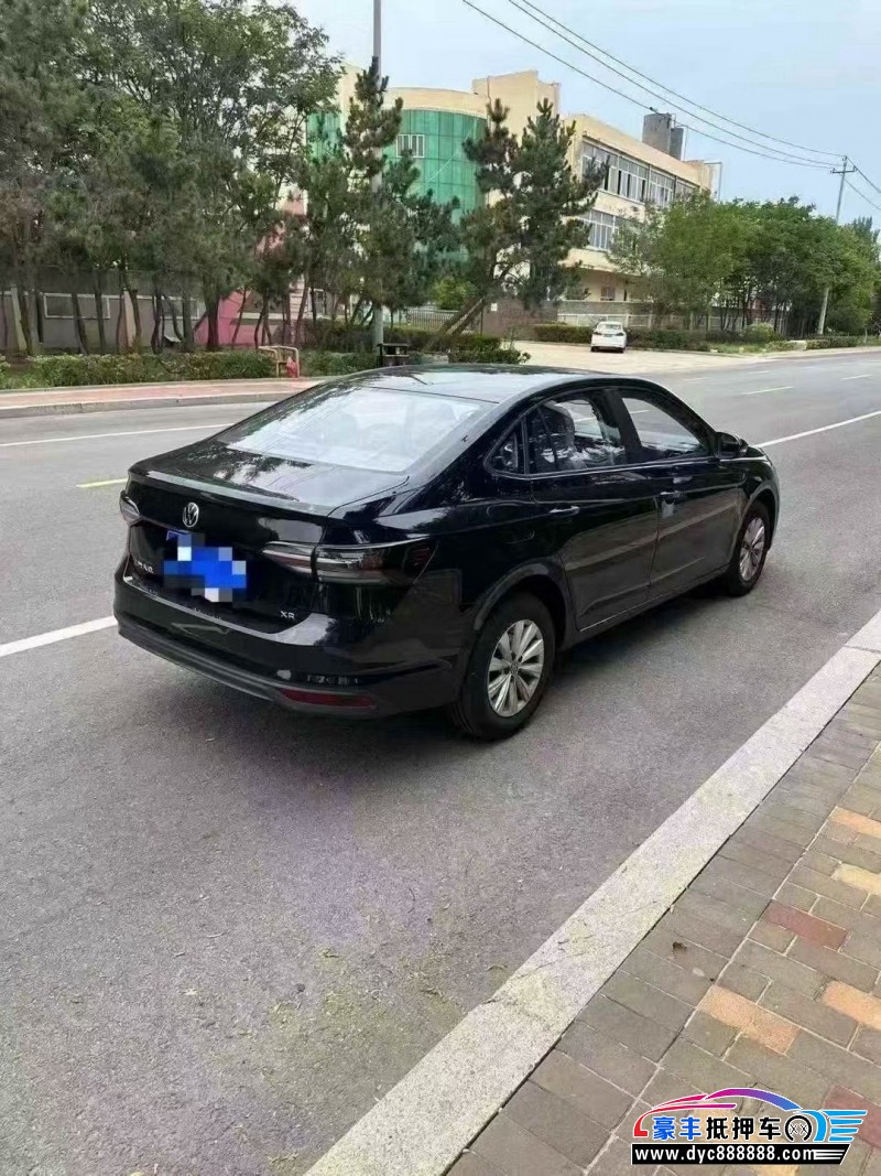 25年大众朗逸轿车抵押车出售