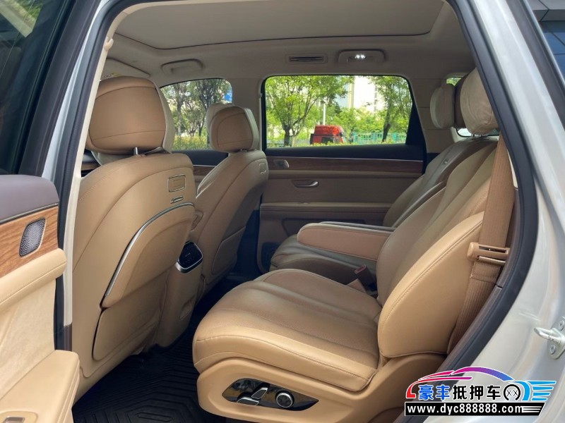 24年华为问界轿车抵押车出售