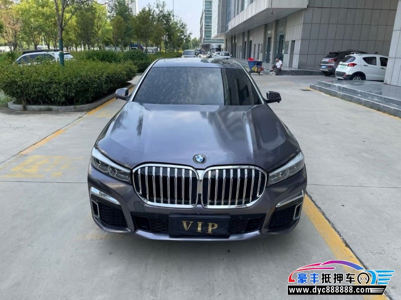 10年宝马7系轿车抵押车出售