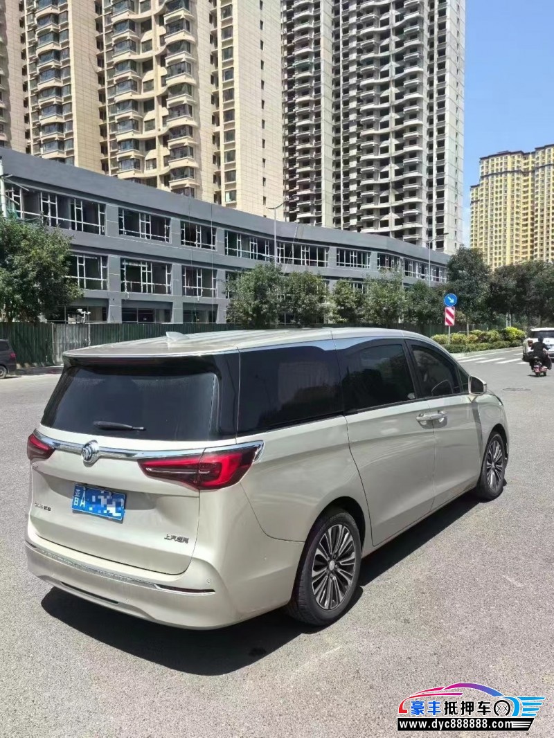 20年别克GL8轿车抵押车出售