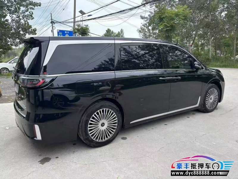 25年岚图梦想家轿车抵押车出售