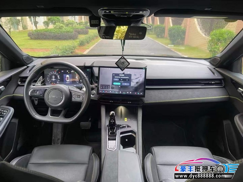 24年领克03轿车抵押车出售