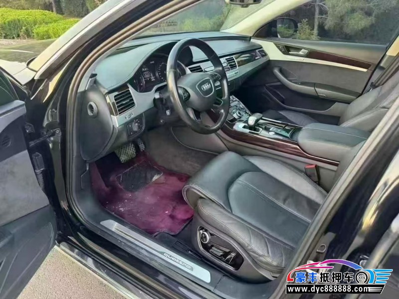 16年奥迪A8轿车抵押车出售