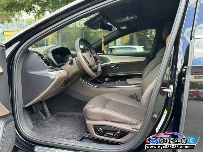 25年比亚迪汉轿车抵押车出售