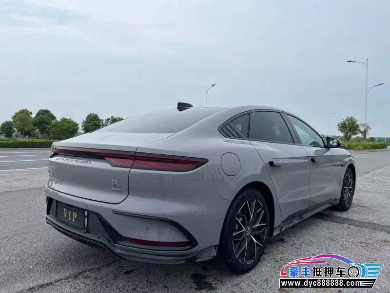 25年比亚迪汉轿车抵押车出售