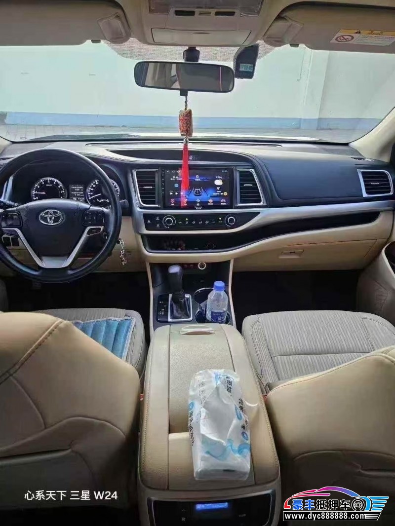 20年丰田汉兰达轿车抵押车出售