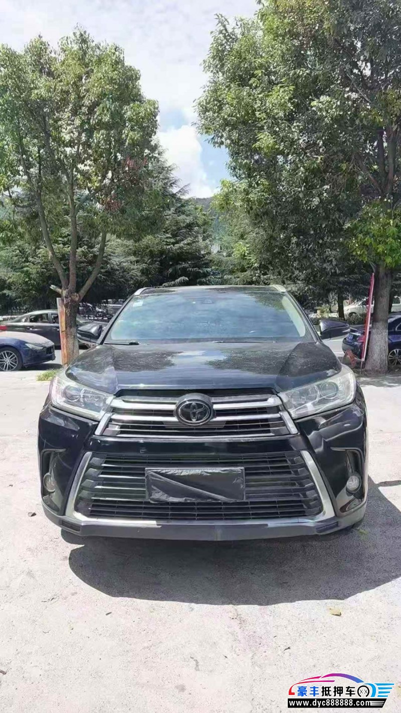 18年丰田汉兰达轿车抵押车出售