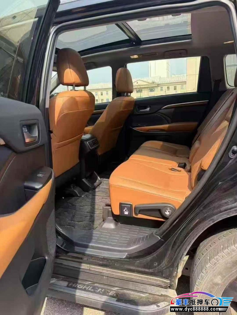 21年丰田汉兰达轿车抵押车出售