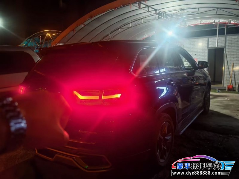 18年丰田汉兰达轿车抵押车出售