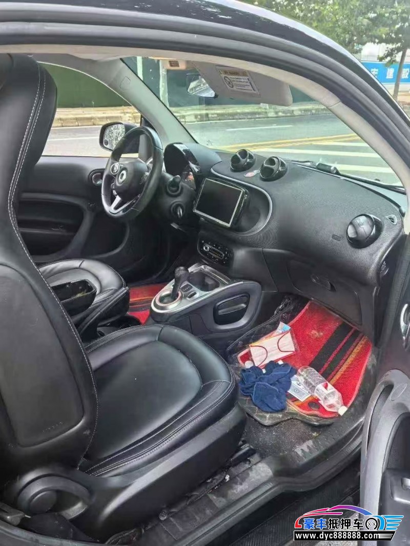 18年奔驰smart轿车抵押车出售