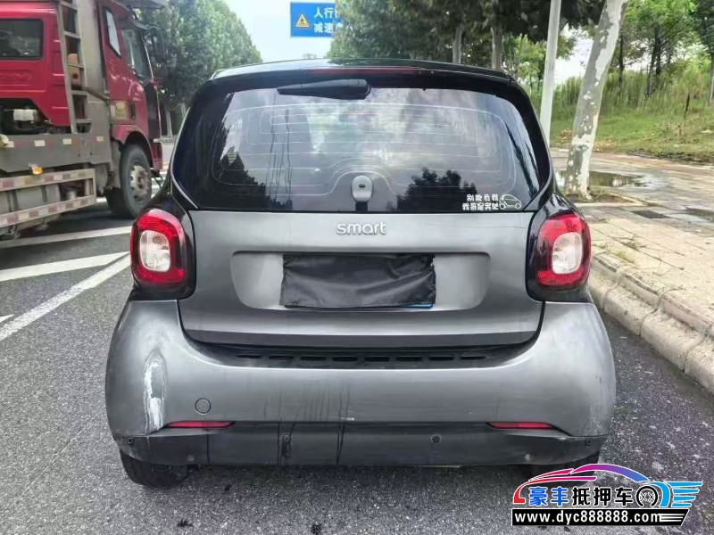 18年奔驰smart轿车抵押车出售