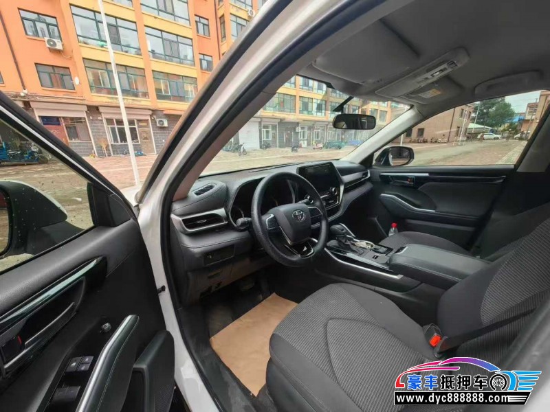 23年丰田汉兰达轿车抵押车出售