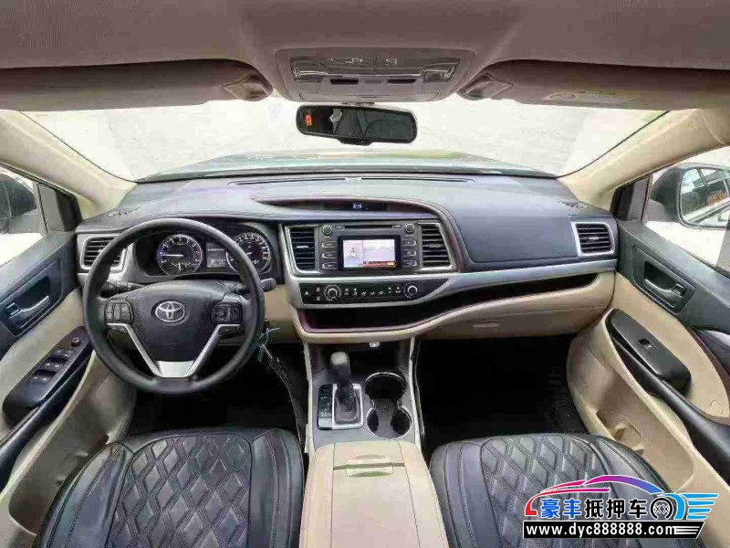 16年丰田汉兰达轿车抵押车出售