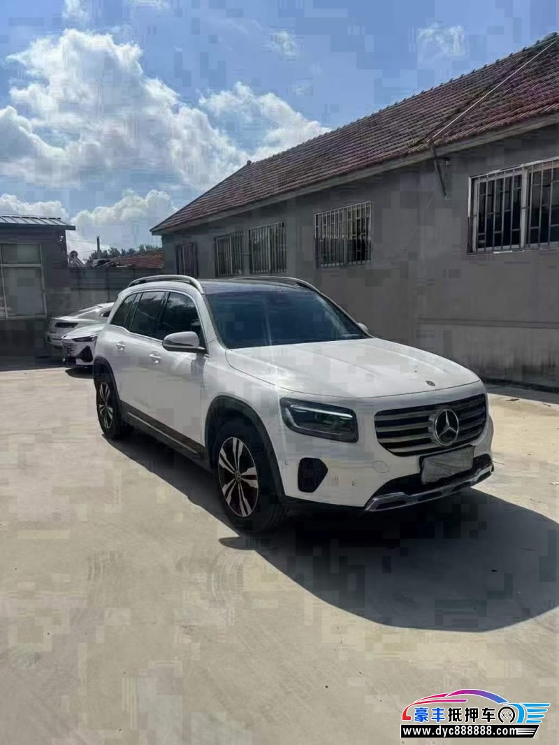 23年奔驰GLB轿车抵押车出售