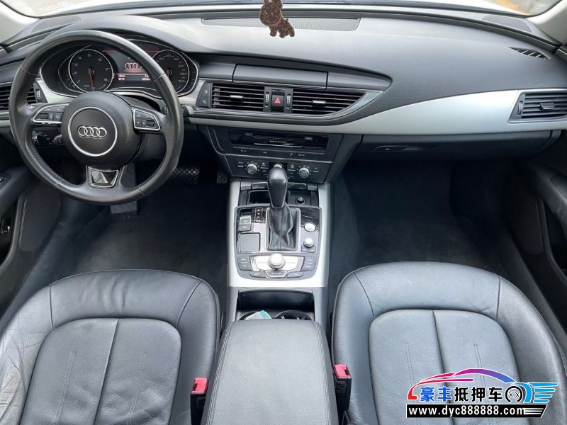 17年奥迪A7轿车抵押车出售