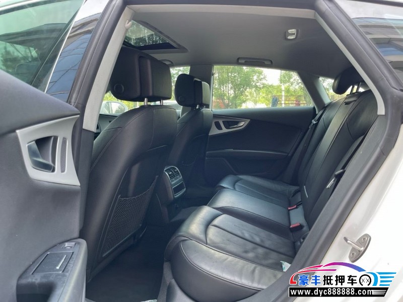 17年奥迪A7轿车抵押车出售