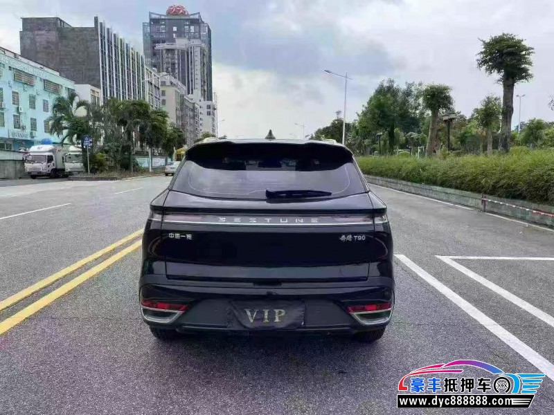 24年奔腾T90轿车抵押车出售