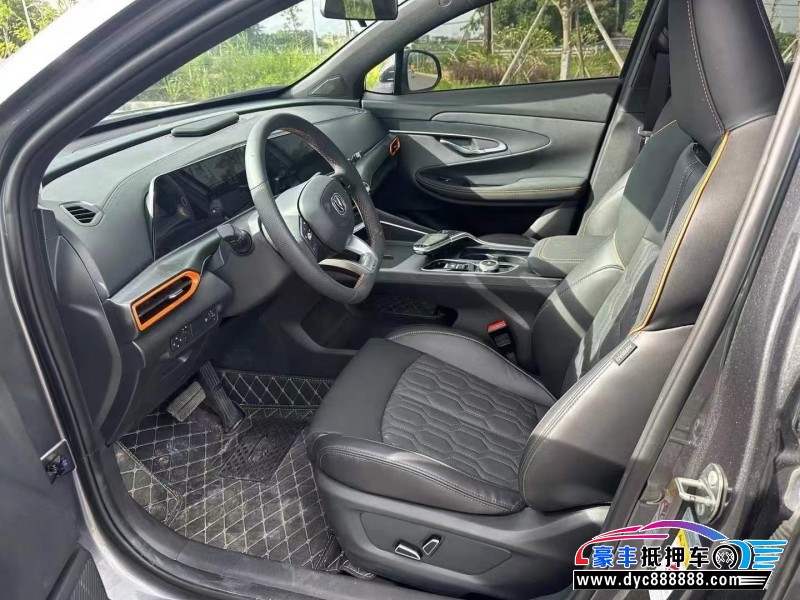 23年长安长安UNI轿车抵押车出售