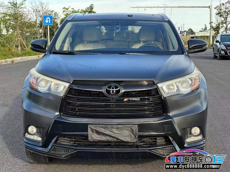 17年丰田汉兰达轿车抵押车出售