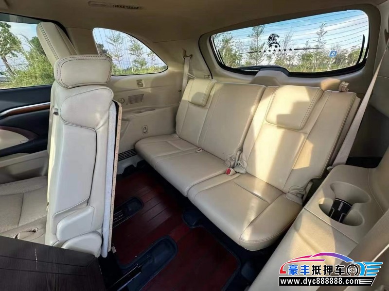 17年丰田汉兰达轿车抵押车出售