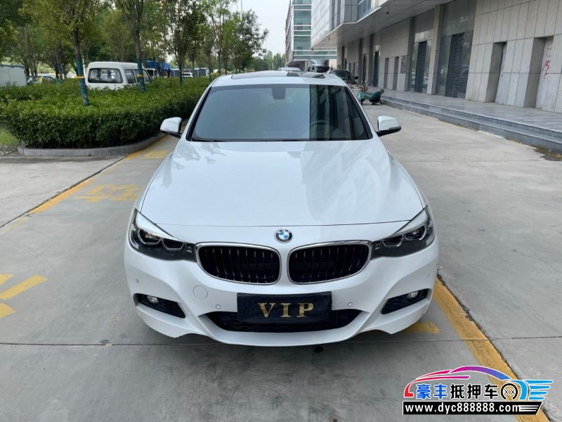21年宝马3系轿车抵押车出售