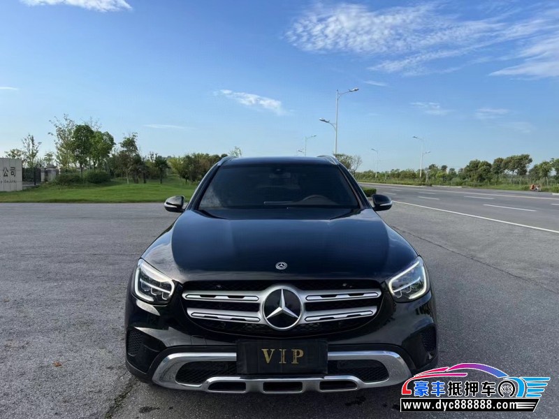 20年奔驰GLC轿车抵押车出售
