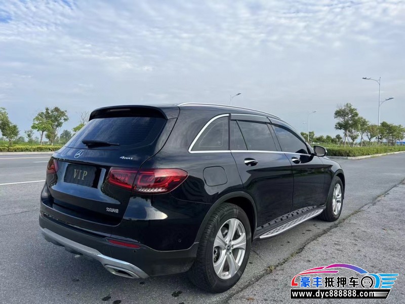 20年奔驰GLC轿车抵押车出售