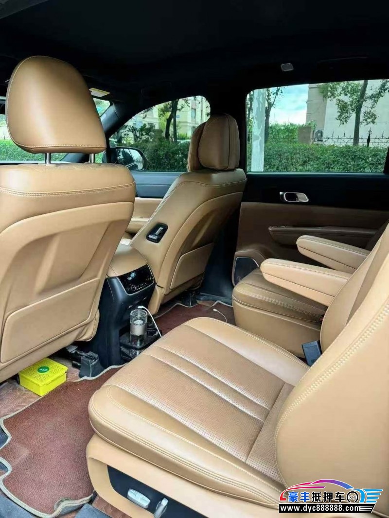 20年理想ONE轿车抵押车出售