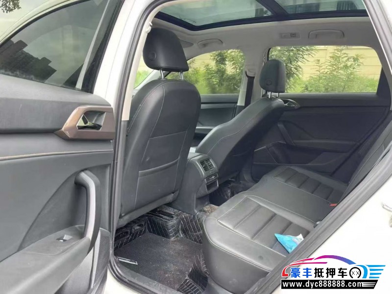 22年大众途岳轿车抵押车出售