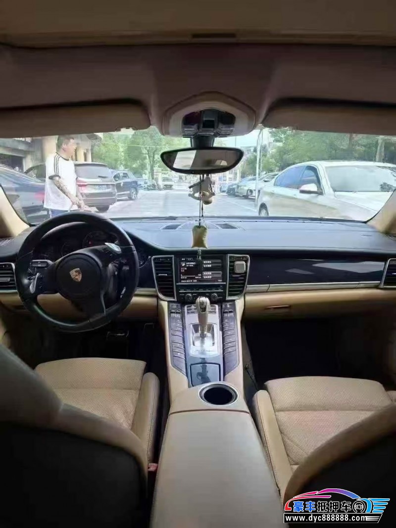 13年保时捷帕纳梅拉轿车抵押车出售