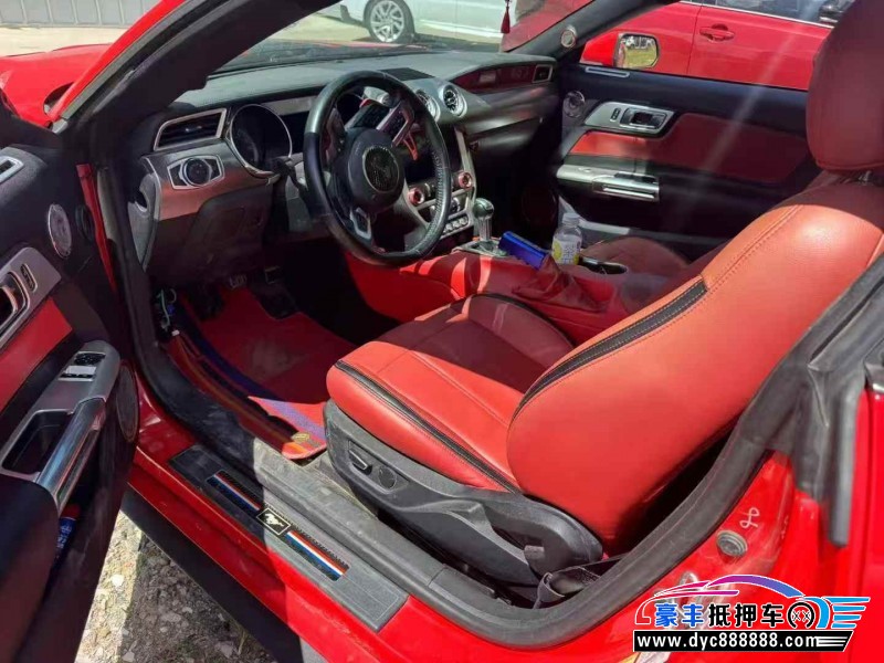 19年福特野马轿车抵押车出售