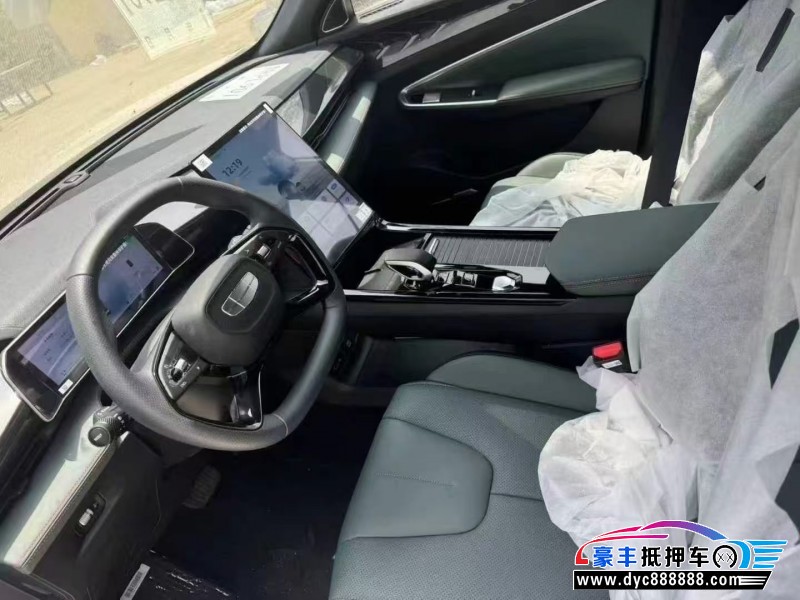 25年吉利博越轿车抵押车出售