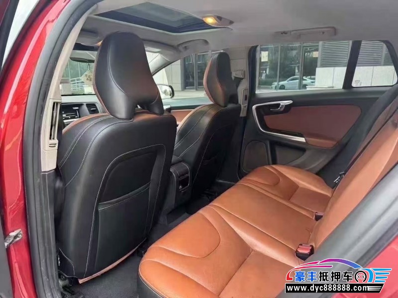 16年沃尔沃V60轿车抵押车出售