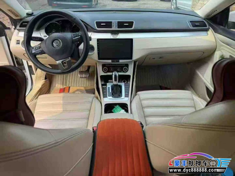 12年大众CC轿车抵押车出售