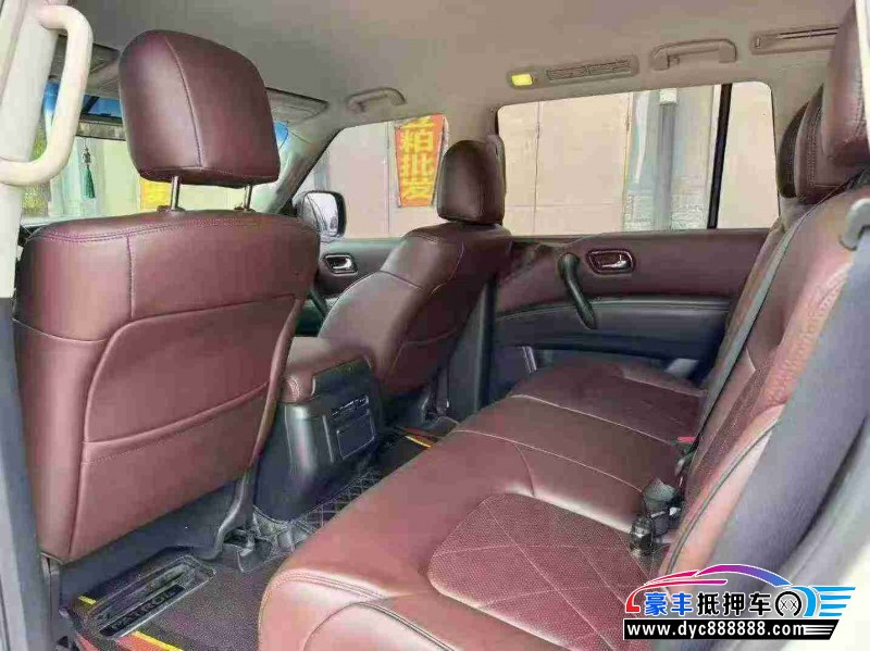 17年日产途乐轿车抵押车出售