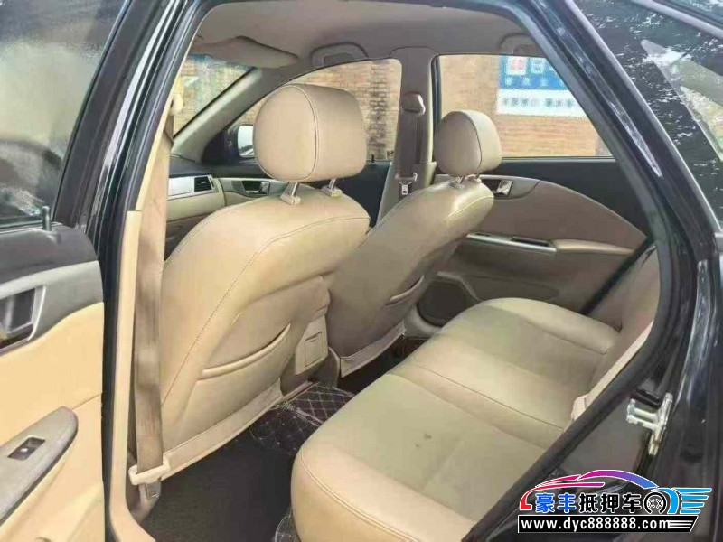 13年别克凯越轿车抵押车出售