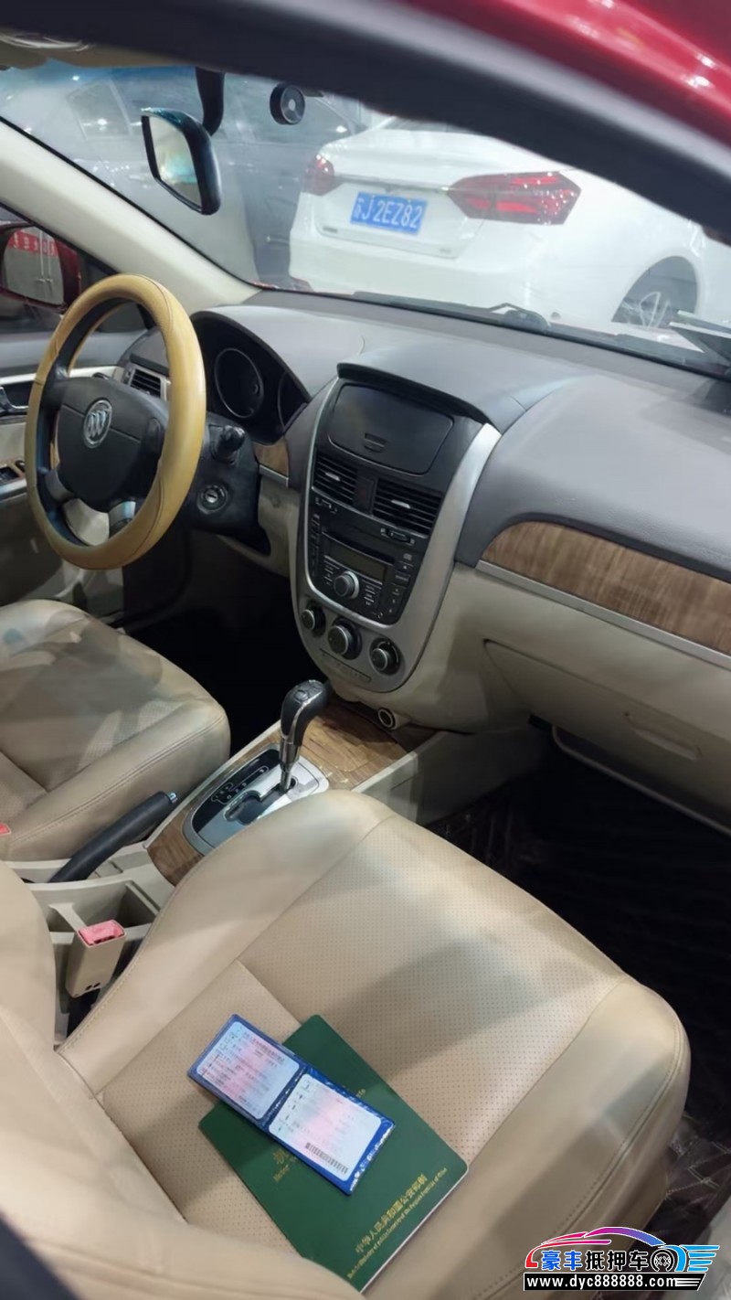 16年别克凯越轿车抵押车出售