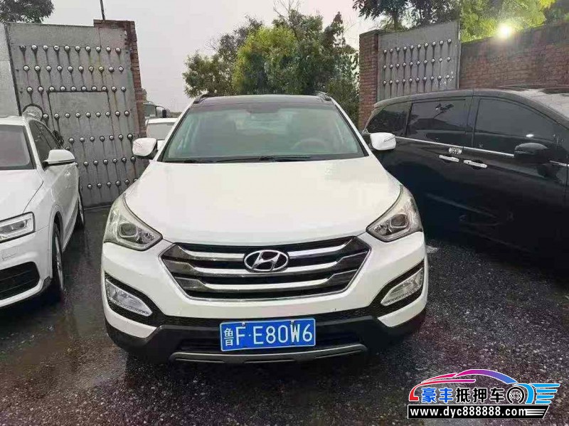 14年现代新胜达轿车抵押车出售