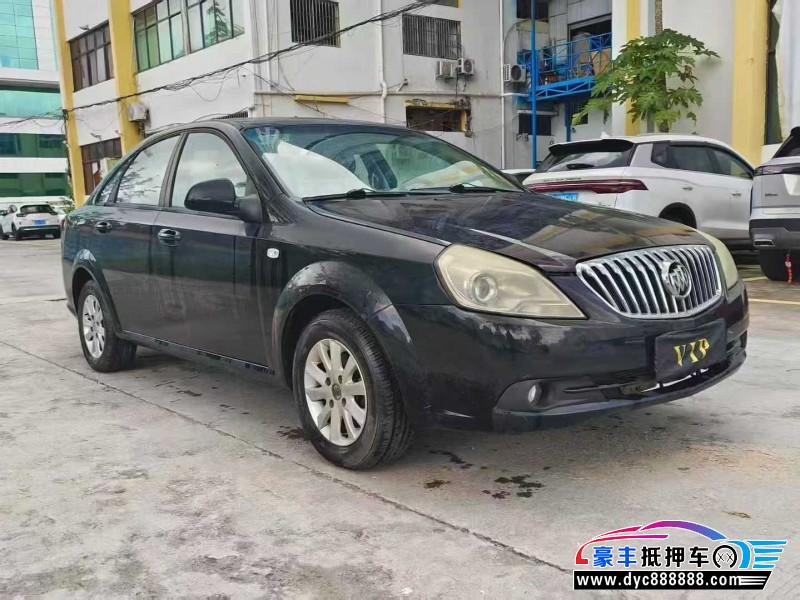 15年别克凯越轿车抵押车出售