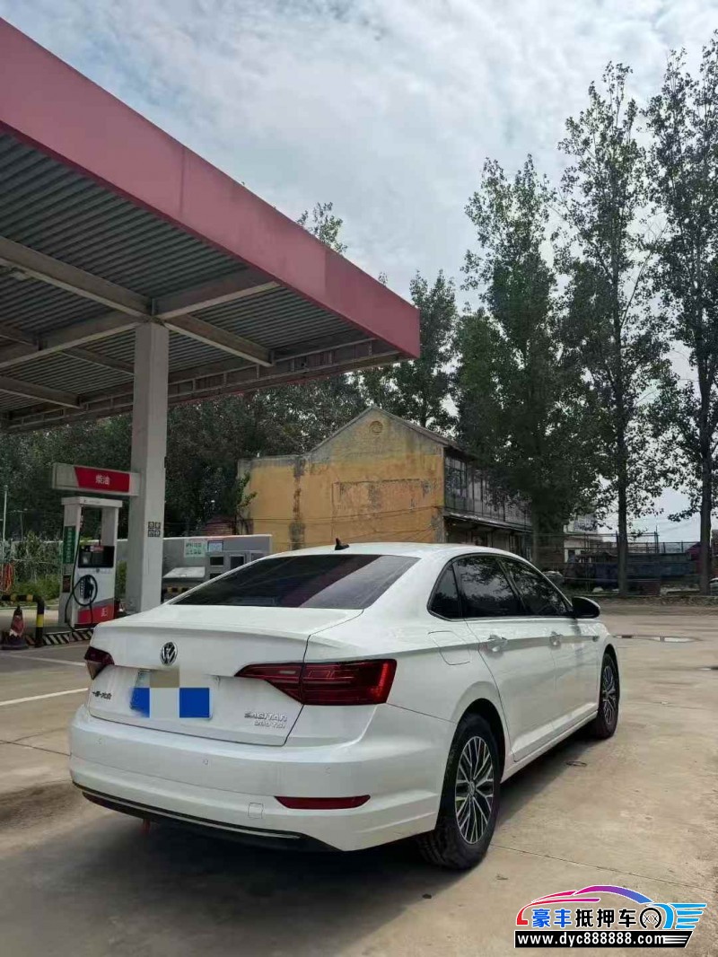 21年大众速腾轿车抵押车出售