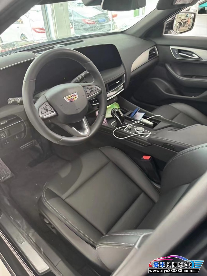 24年凯迪拉克CT5轿车抵押车出售