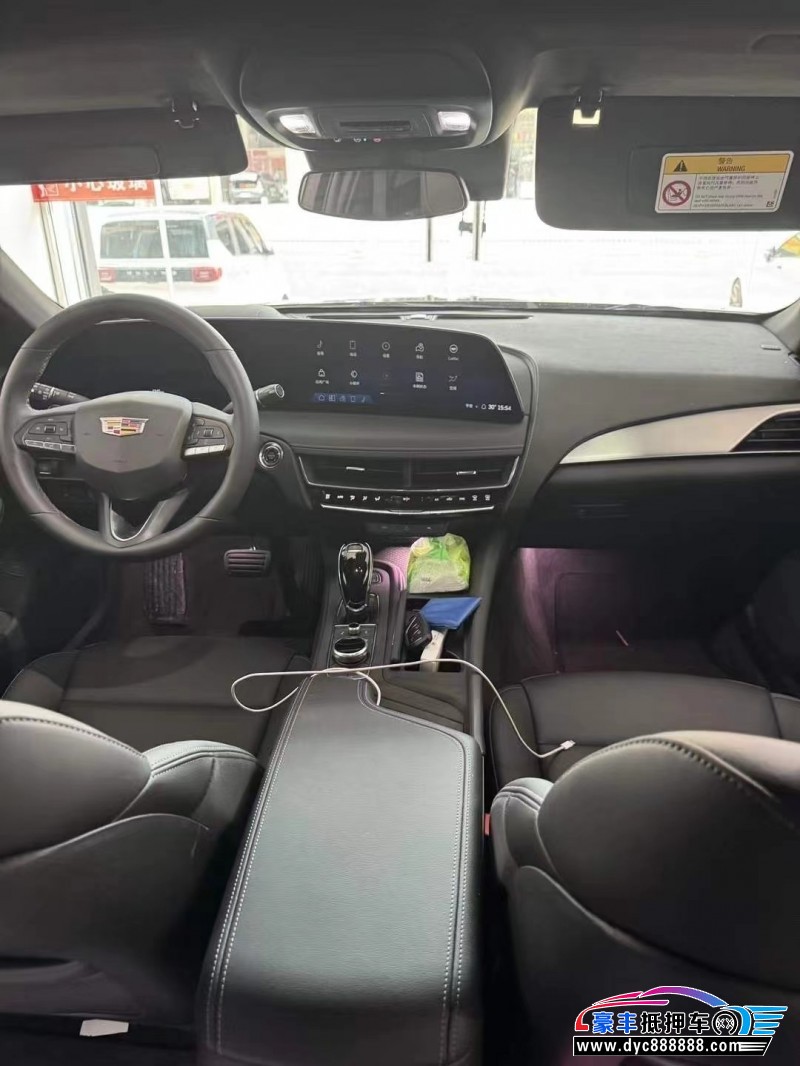 24年凯迪拉克CT5轿车抵押车出售