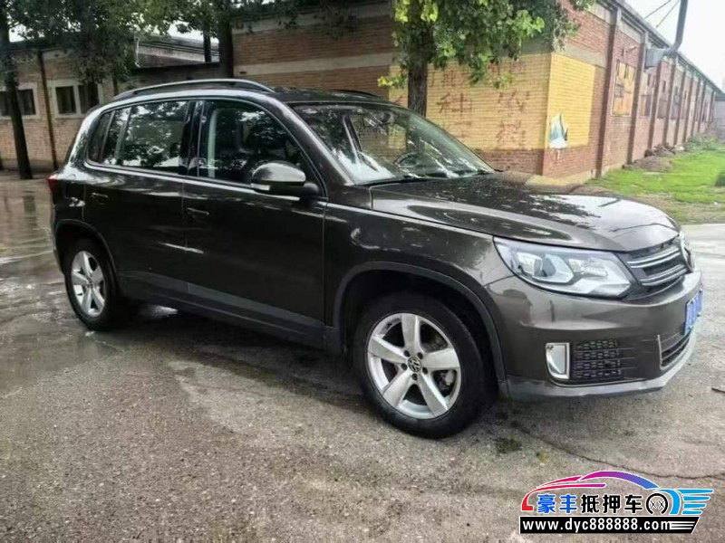 13年大众途观轿车抵押车出售