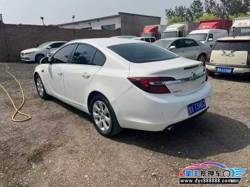 16年别克君威轿车抵押车出售