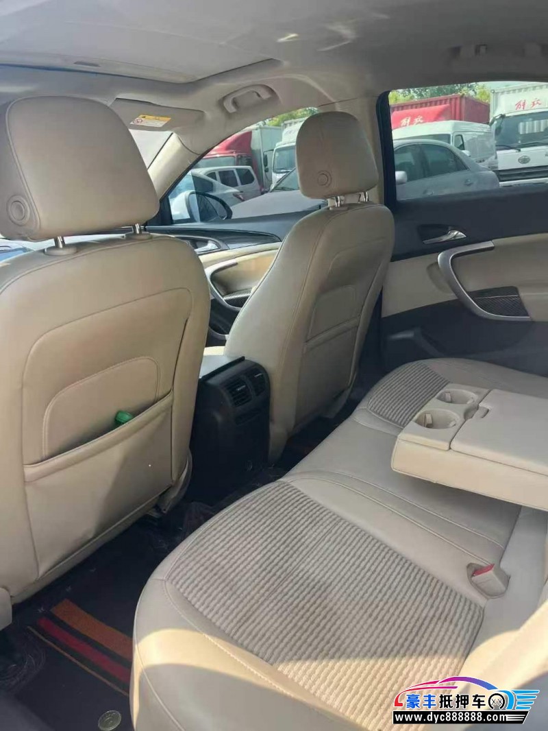 16年别克君威轿车抵押车出售