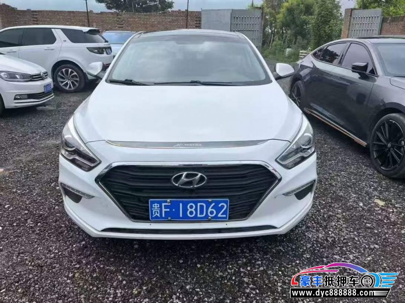 17年现代名图轿车抵押车出售