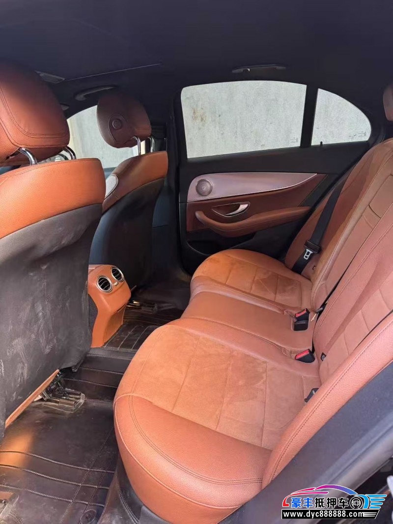 18年奔驰E轿车抵押车出售