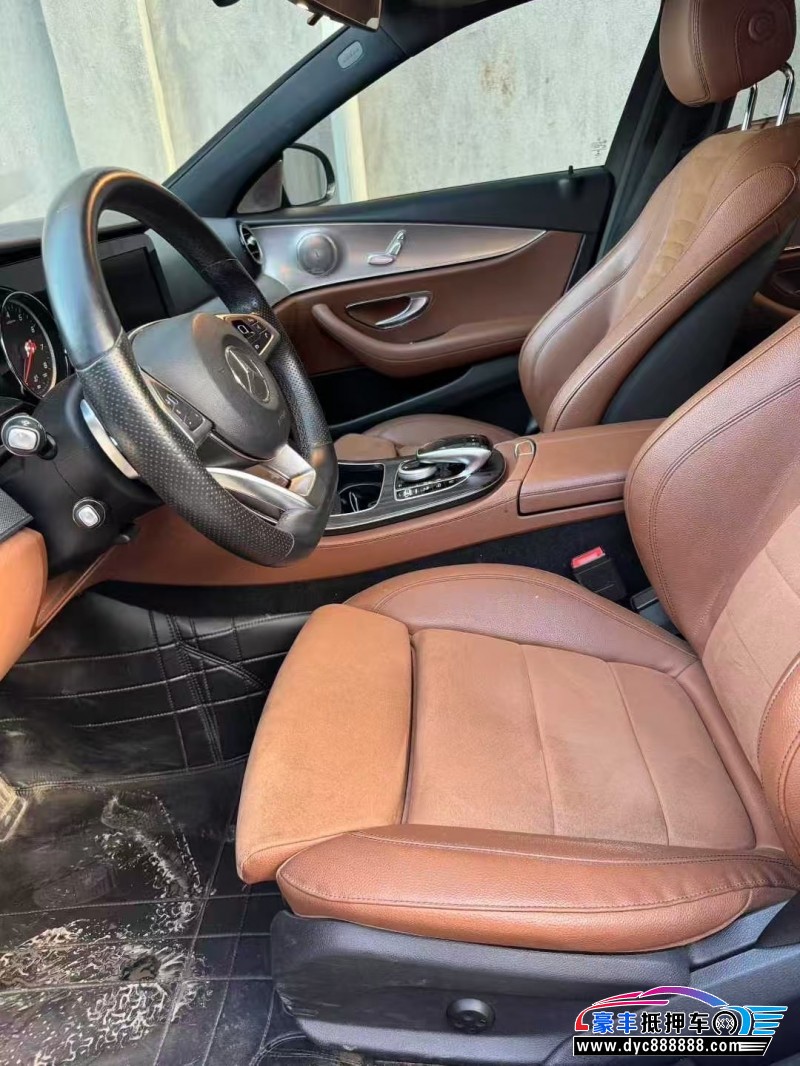 18年奔驰E轿车抵押车出售