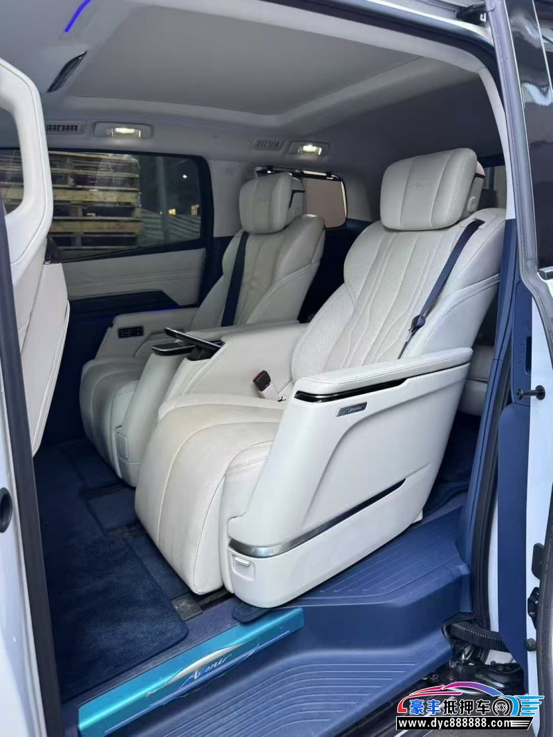 24年别克世纪轿车抵押车出售