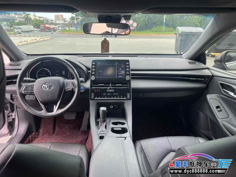 20年丰田亚洲龙轿车抵押车出售